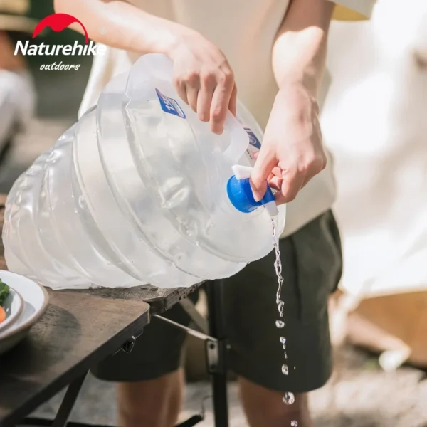 NATUREHIKE 10L Collapsible Water Bag for Camping & Hiking - Image 3