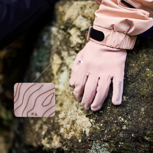 NATUREHIKE Heated Gloves | Winter Sports | Touchscreen - Image 3