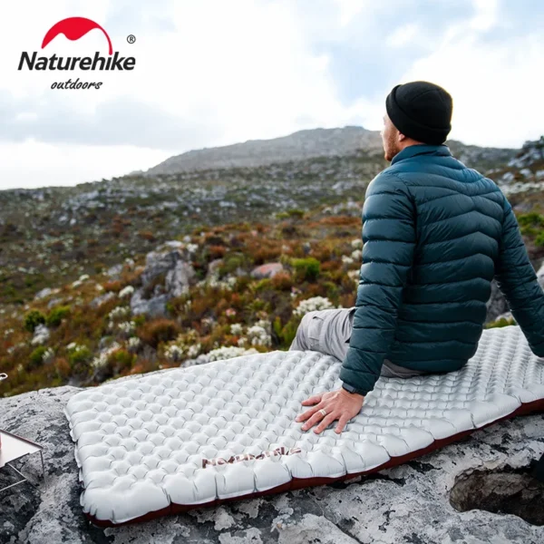 Nafukovací karimatka NATUREHIKE Ultralight, R 5.8, karimatka - Image 6